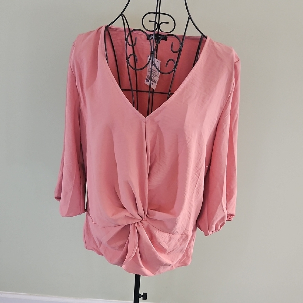 Elegant V-Neck Twist Blouse in Soft Pink